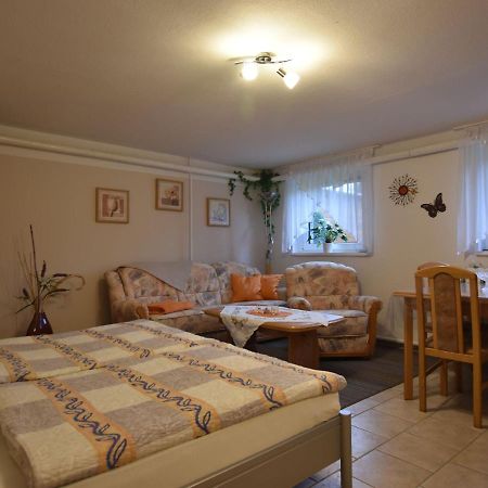 Lovely Apartment Near Sea In Kluetz Exteriör bild